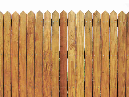 деревянный забор из сборных панелей